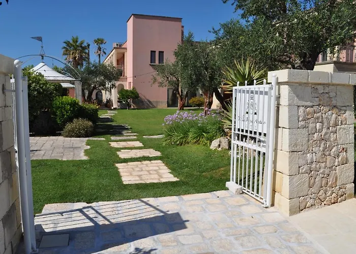 Rosa Antico Dimora Storica 4*