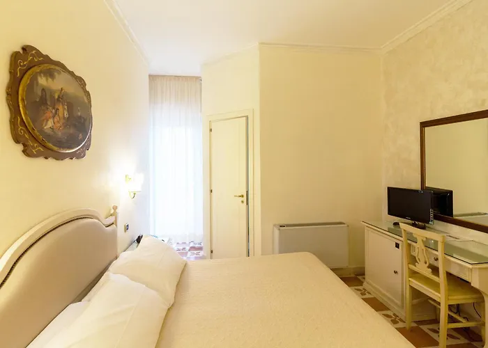 Rosa Antico Dimora Storica