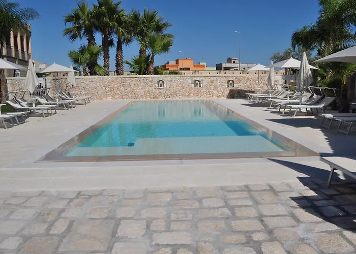 Rosa Antico Dimora Storica Hotell Otranto